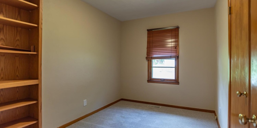 130 S Johnson Avenue, Bloomington, Indiana 47404,MLS,202603523