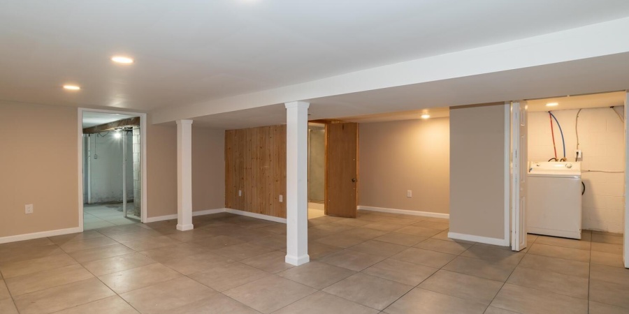 130 S Johnson Avenue, Bloomington, Indiana 47404,MLS,202603523