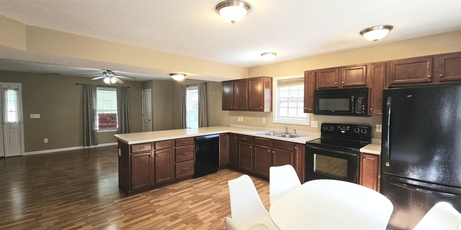 1250 W Adams Hill Circle, Bloomington, Indiana 47403-3441,MLS,202603623