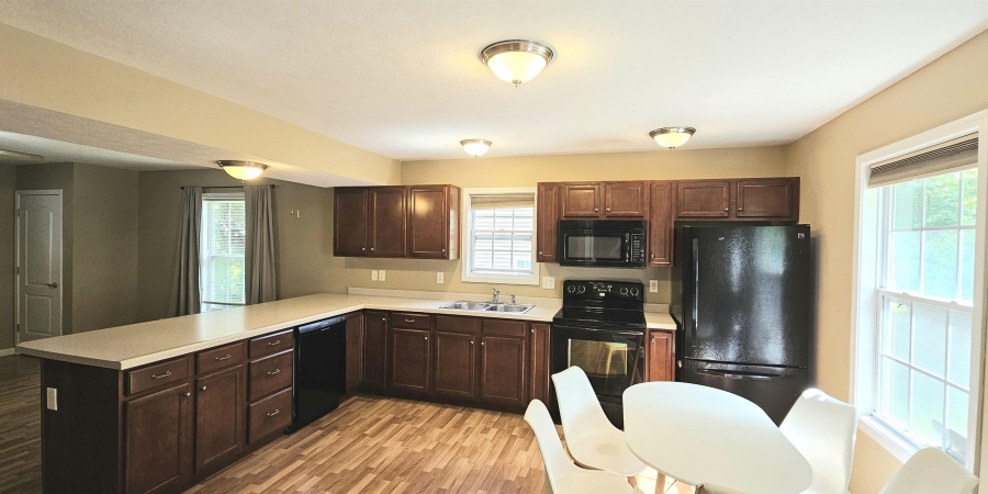 1250 W Adams Hill Circle, Bloomington, Indiana 47403-3441,MLS,202603623