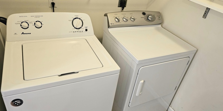 1250 W Adams Hill Circle, Bloomington, Indiana 47403-3441,MLS,202603623