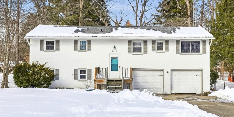 4022 W Glen Oaks Drive, Bloomington, Indiana 47403,MLS,202603698