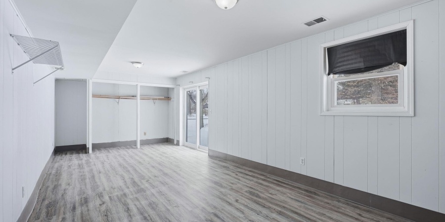 4022 W Glen Oaks Drive, Bloomington, Indiana 47403,MLS,202603698