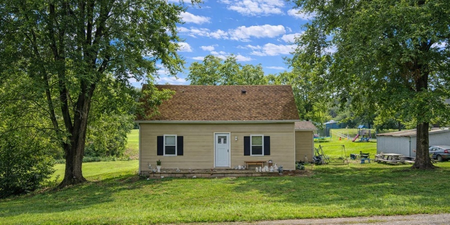 6022 N State Road, Linton, Indiana 47441,MLS,202603701