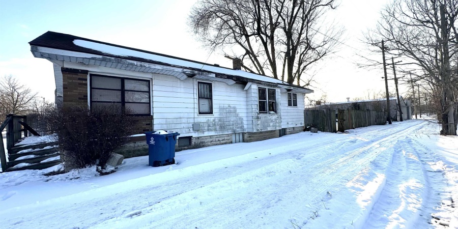 318 N 14Th Street, Terre Haute, Indiana 47807-2817,MLS,202603721