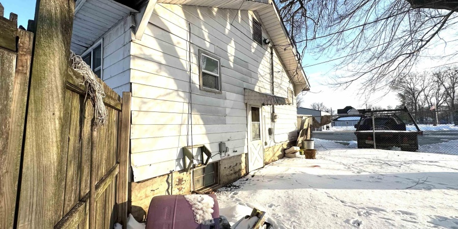 318 N 14Th Street, Terre Haute, Indiana 47807-2817,MLS,202603721