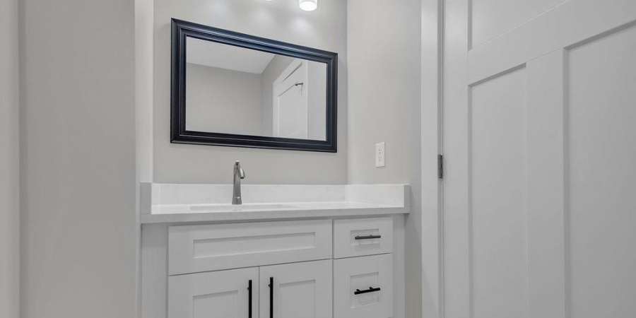 1200 N Woodburn Avenue, Bloomington, Indiana 47404,MLS,202603781