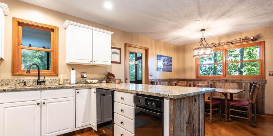 9002 E Agate Avenue, Nashville, Indiana 47448,MLS,202603789