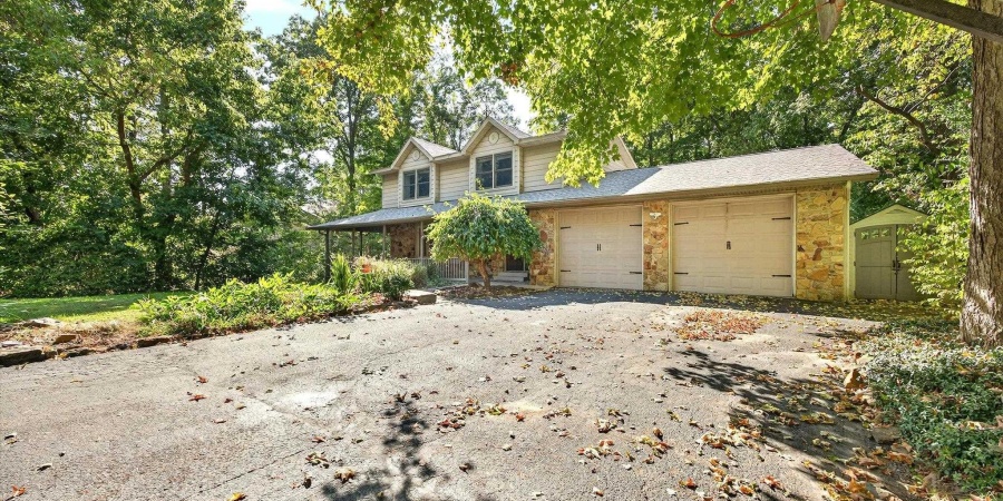 2542 S Spicewood Lane, Bloomington, Indiana 47401-4343,MLS,202603894