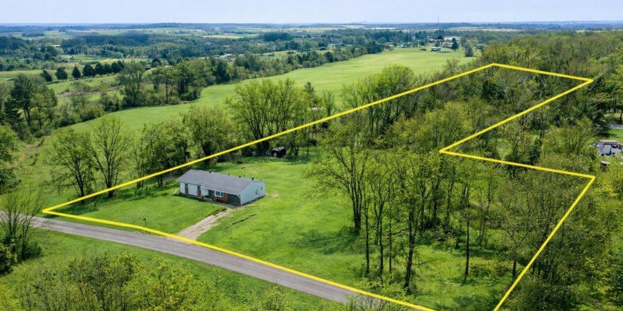 402 Boone Lane, Mitchell, Indiana 47446,MLS,202603898