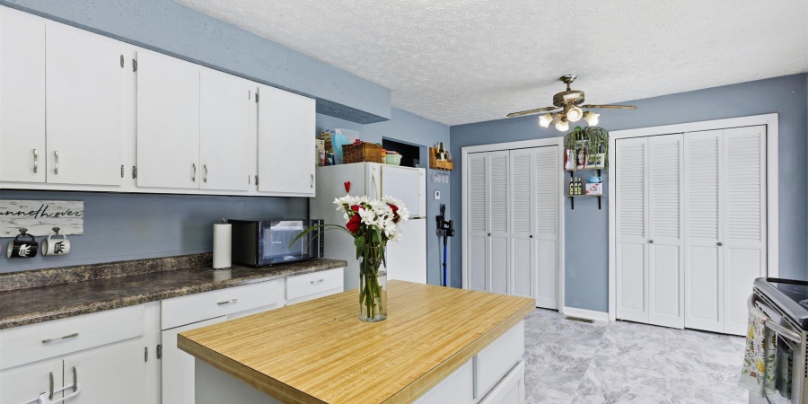 402 Boone Lane, Mitchell, Indiana 47446,MLS,202603898