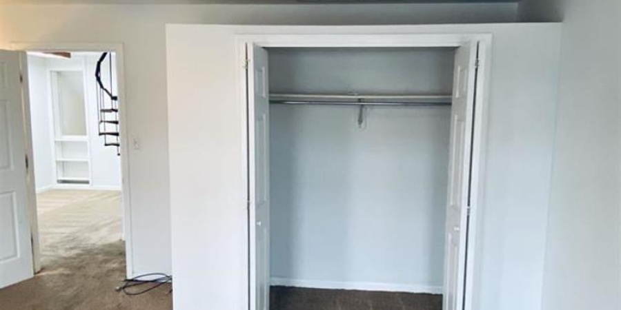 105 E 6th Street, Bloomington, Indiana 47408,MLS,202603971