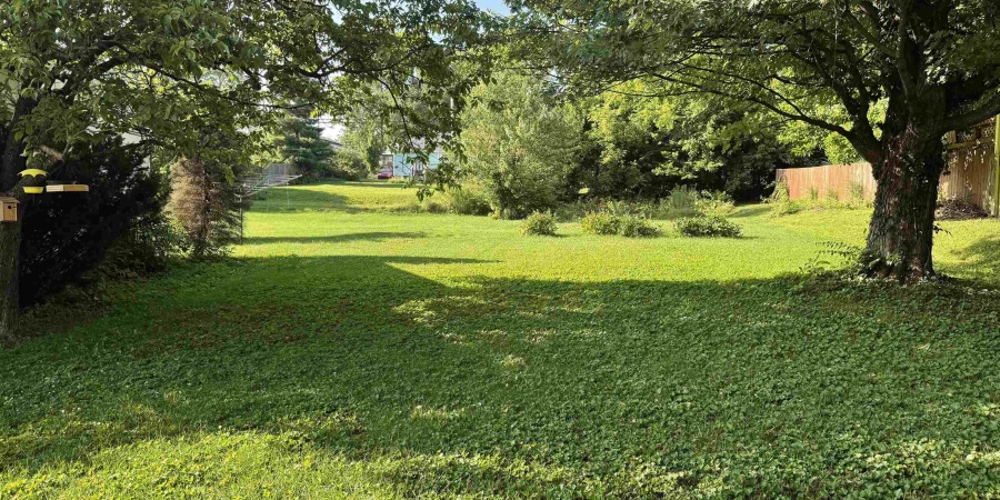 614 W Dixie Street, Bloomington, Indiana 47403-7403,MLS,202604001