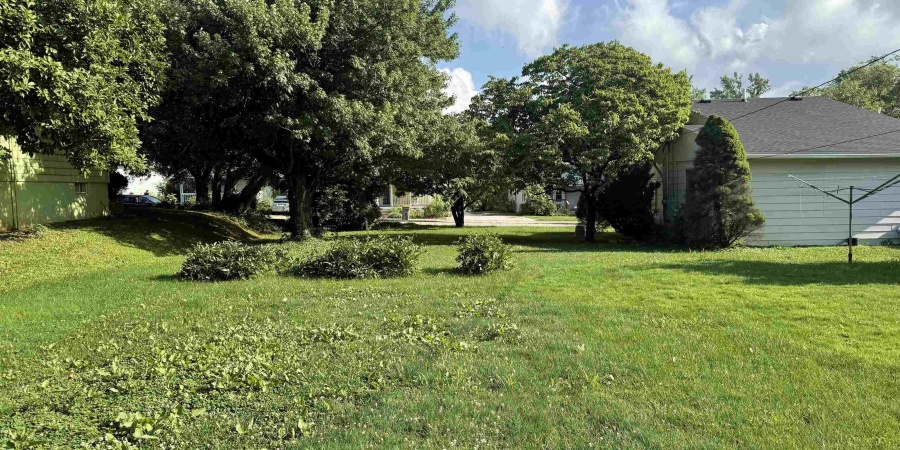 614 W Dixie Street, Bloomington, Indiana 47403-7403,MLS,202604001