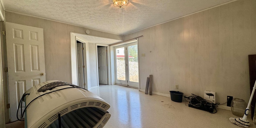 1732 S 275 W, Bloomfield, Indiana 47424,MLS,202526015