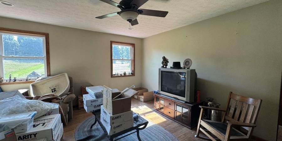 1732 S 275 W, Bloomfield, Indiana 47424,MLS,202526015