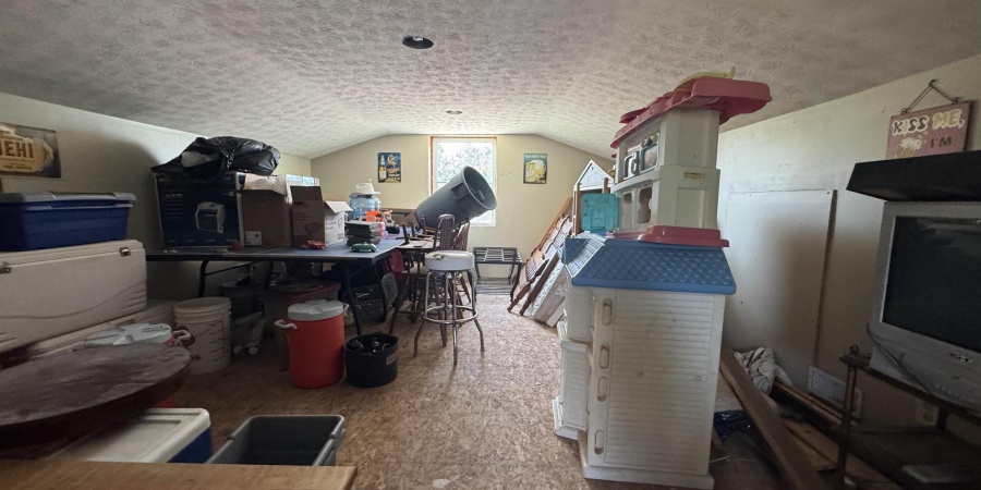 1732 S 275 W, Bloomfield, Indiana 47424,MLS,202526015