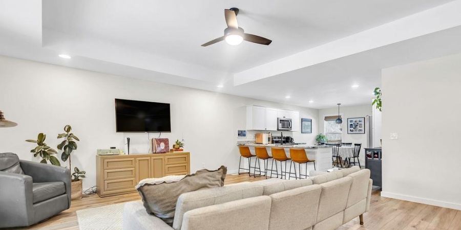 50 Sherwood Lane, Bedford, Indiana 47421,MLS,202604145