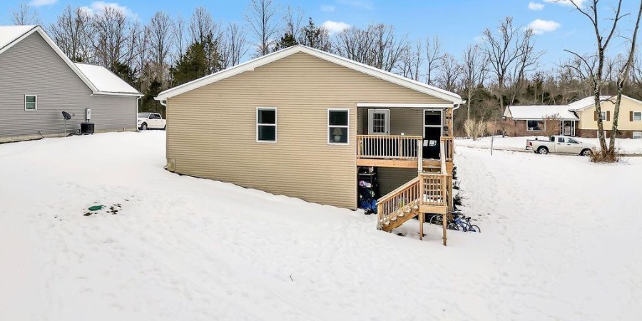 50 Sherwood Lane, Bedford, Indiana 47421,MLS,202604145