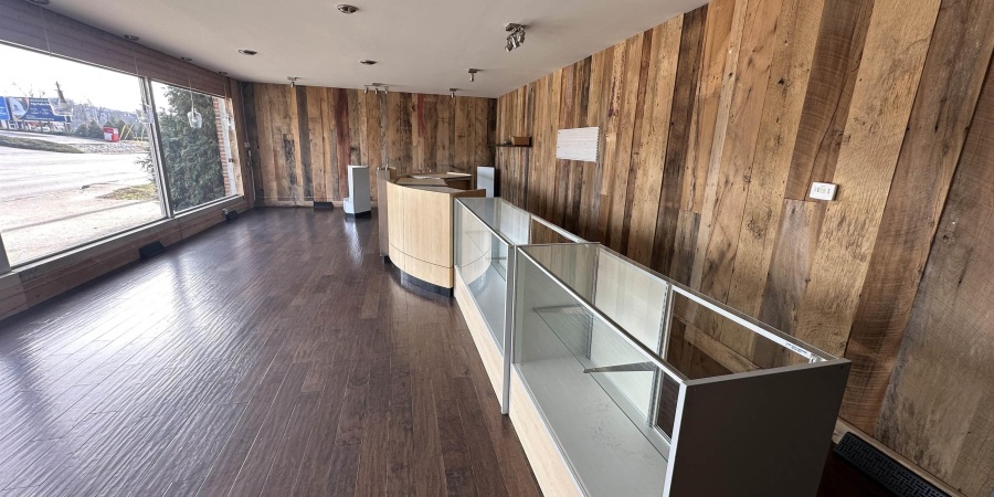 1820 S Walnut Street, Bloomington, Indiana 47403,MLS,202604195