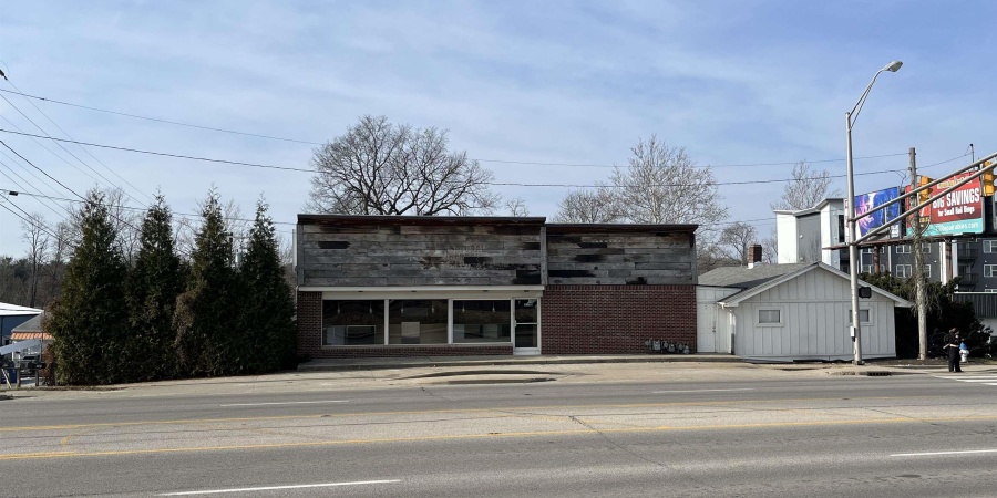 1820 S Walnut Street, Bloomington, Indiana 47403,MLS,202604195