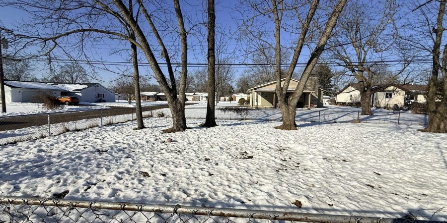 640 S Curry Pike, Bloomington, Indiana 47403,MLS,202604221