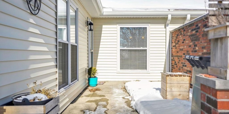 1134 E Regency Drive, Bloomington, Indiana 47401,MLS,202604187