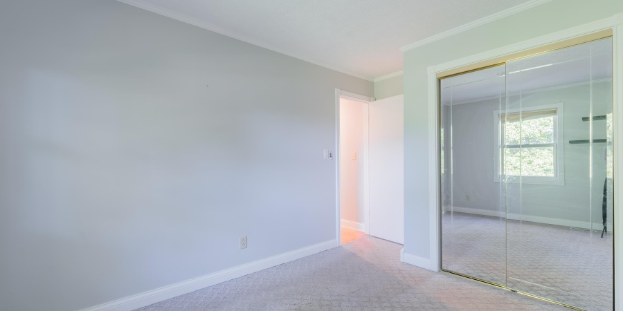 657 E Heather Drive, Bloomington, Indiana 47401,MLS,202604298