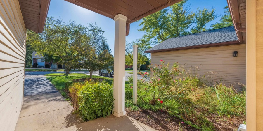 657 E Heather Drive, Bloomington, Indiana 47401,MLS,202604298