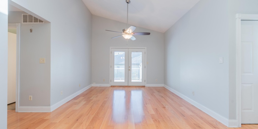 657 E Heather Drive, Bloomington, Indiana 47401,MLS,202604298