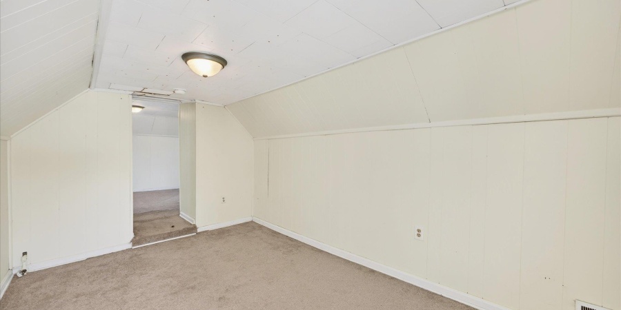 927 W 6th Street, Bloomington, Indiana 47404,MLS,202604246