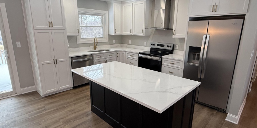 3030 E Carowinds Court, Bloomington, Indiana 47401,MLS,202604273