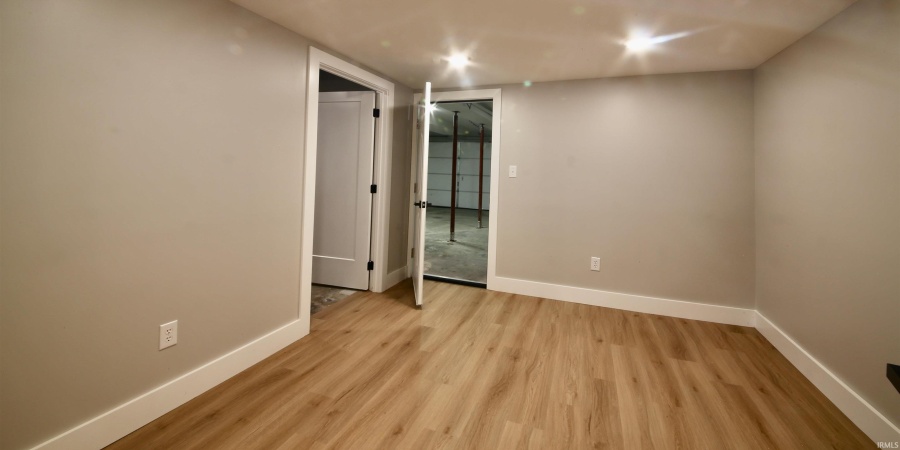 6691 E Lampkins Ridge Road, Bloomington, Indiana 47401,MLS,202604278