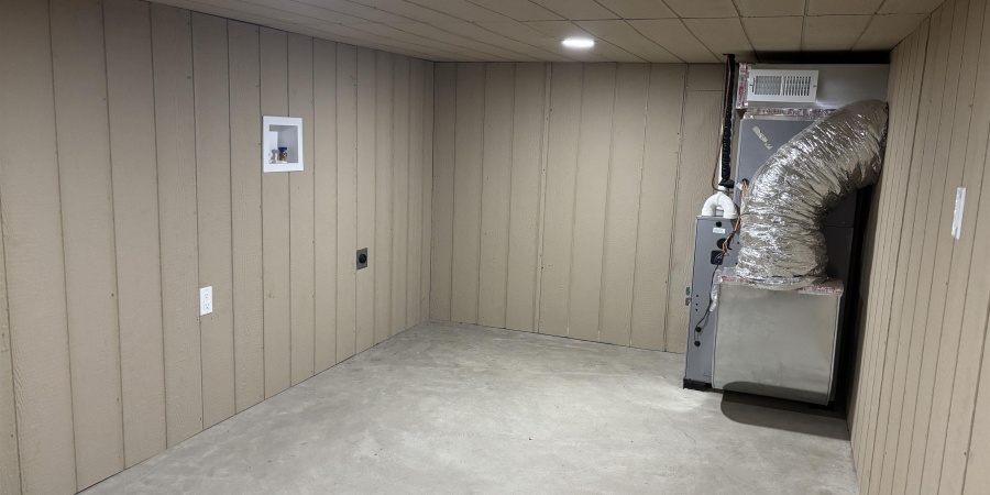 513 S Meridan Street, Jasonville, Indiana 47438,MLS,202604282