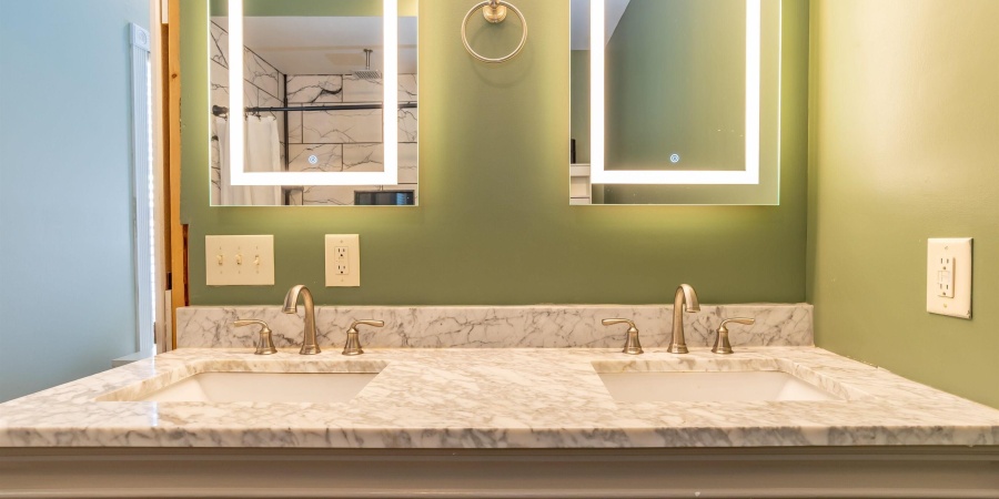 1110 W 6Th Street, Bloomington, Indiana 47404-3640,MLS,202604294