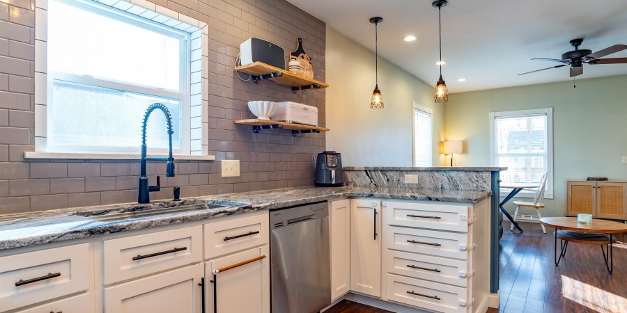 1110 W 6Th Street, Bloomington, Indiana 47404-3640,MLS,202604294