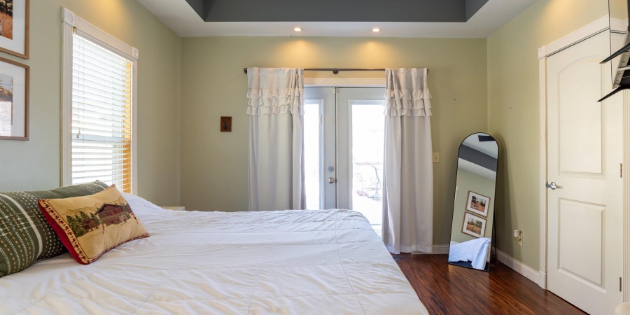 1110 W 6Th Street, Bloomington, Indiana 47404-3640,MLS,202604294