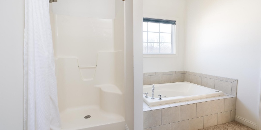 6404 N Braksway Drive, Bloomington, Indiana 47408,MLS,202604334