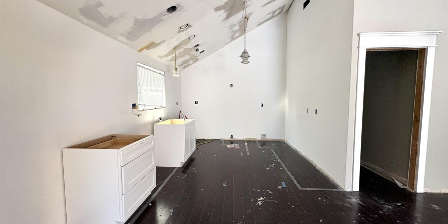 2300 S Brown Avenue, Bloomington, Indiana 47403,MLS,202604337