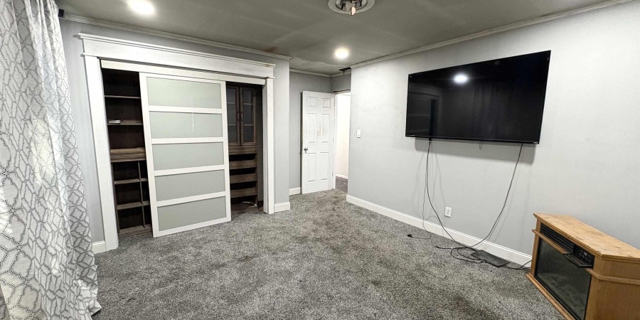 2300 S Brown Avenue, Bloomington, Indiana 47403,MLS,202604337