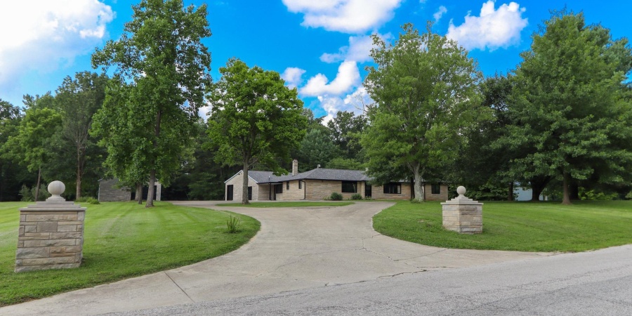 3561 E Stipp Road, Bloomington, Indiana 47401,MLS,202604352