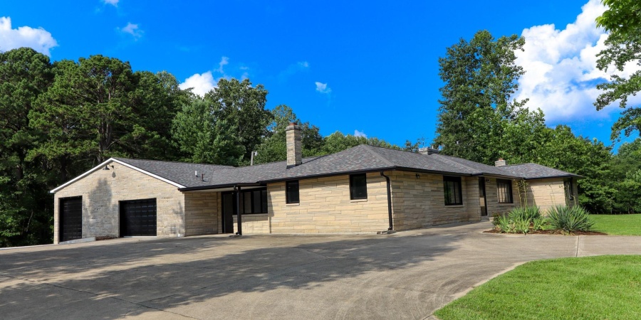 3561 E Stipp Road, Bloomington, Indiana 47401,MLS,202604352