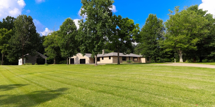 3561 E Stipp Road, Bloomington, Indiana 47401,MLS,202604352