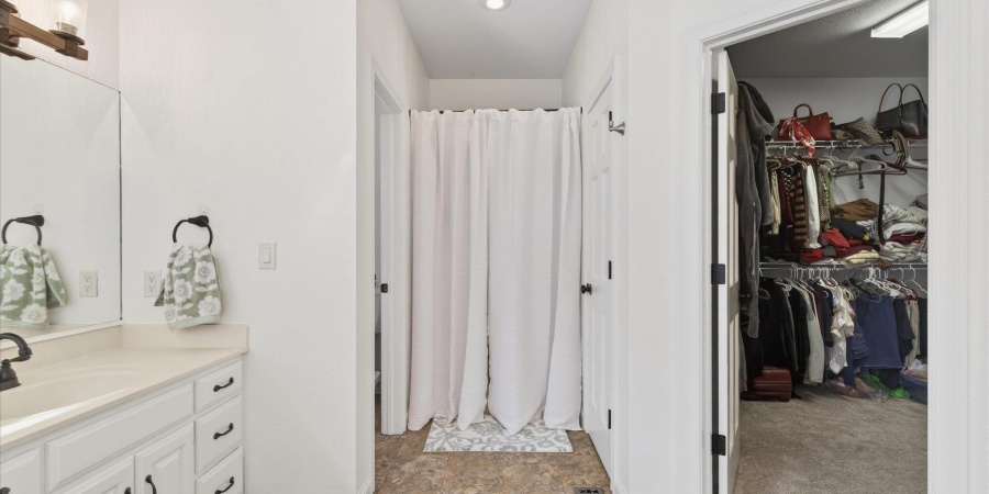 3706 E South Court, Bloomington, Indiana 47401-4488,MLS,202604372