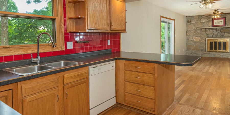 715 E Eddington Court, Bloomington, Indiana 47401,MLS,202604373