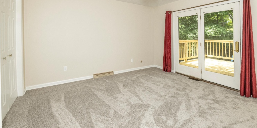 715 E Eddington Court, Bloomington, Indiana 47401,MLS,202604373