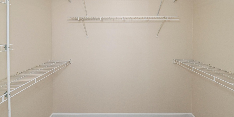 715 E Eddington Court, Bloomington, Indiana 47401,MLS,202604373