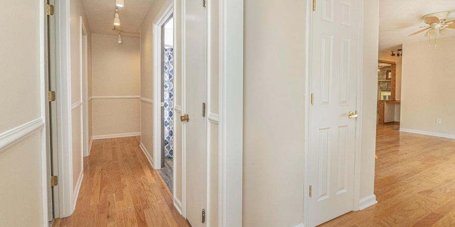 715 E Eddington Court, Bloomington, Indiana 47401,MLS,202604373