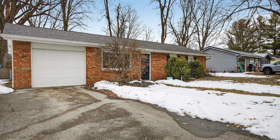 537 S Poplar Drive, Ellettsville, Indiana 47429-1119,MLS,202604502