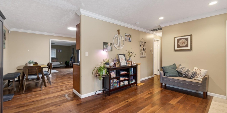 537 S Poplar Drive, Ellettsville, Indiana 47429-1119,MLS,202604502